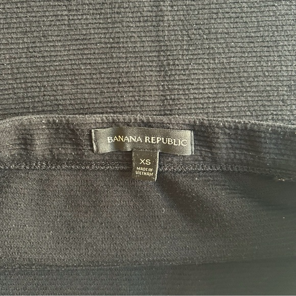 Banana Republic Black Ribbed Pencil Skirt Spring Workwear Trend Size XS - Picture 3 of 6
